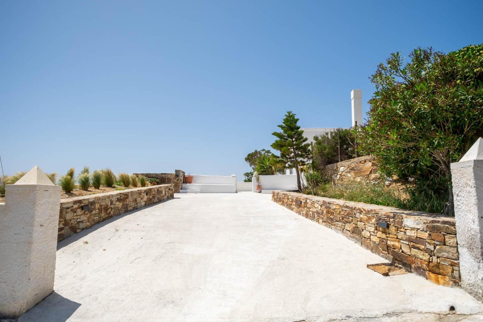 Eye Of Naxos * Naxos City
